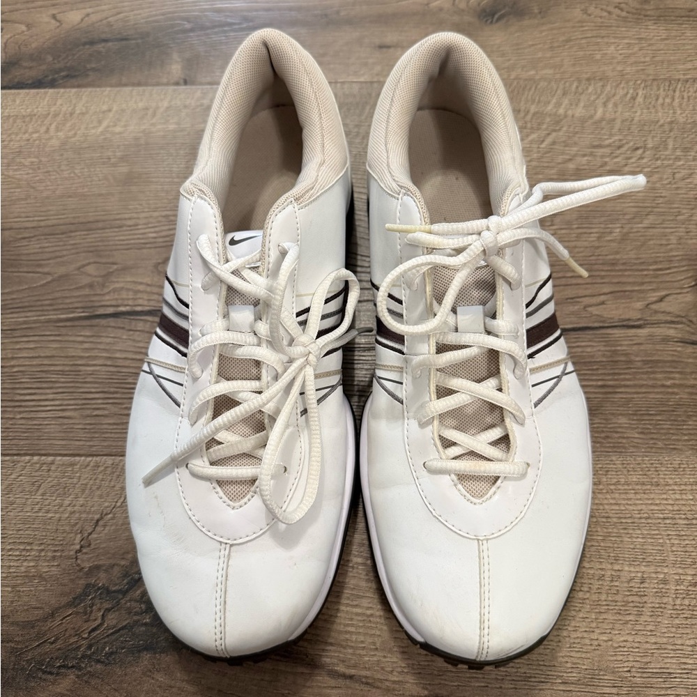 Nike White and Brown Women’s Golf Shoes